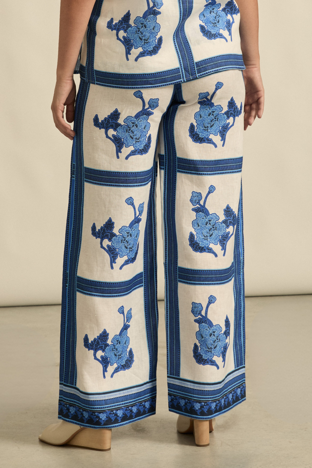 Gesture Pant | Azure Collage
